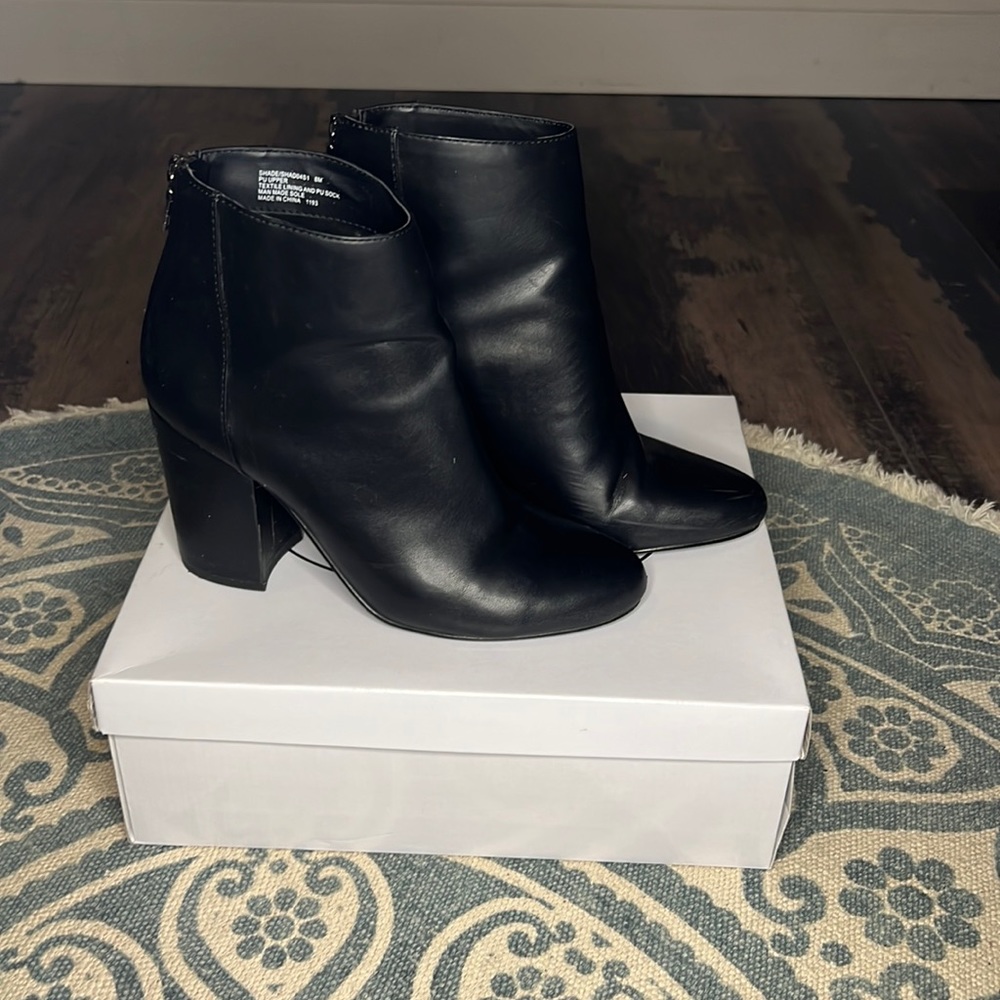 Steve Madden Ankle Boots Size 8